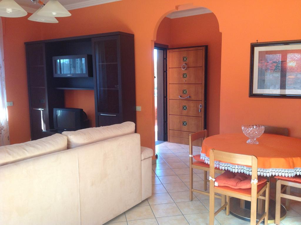 Orange Holiday Home Torvaianica Dış mekan fotoğraf